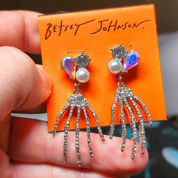 BETSEY JOHNSON BEJEWELED SKELETON WITCH HANDS EARRINGS - Picture 4 of 8